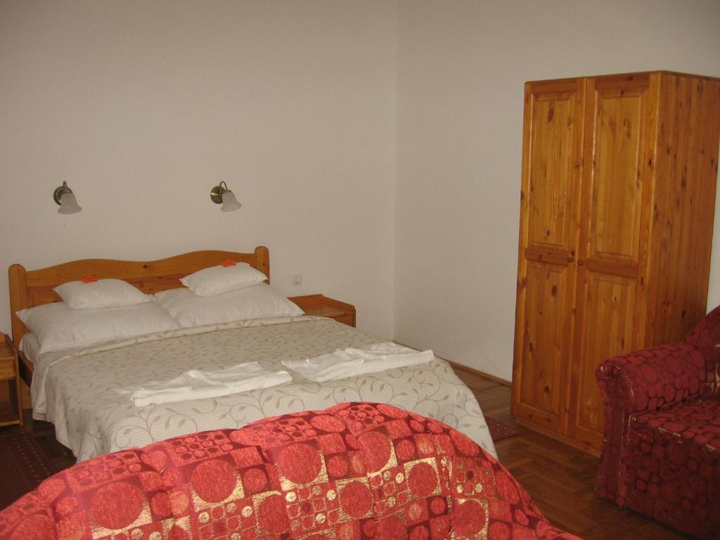 Mater Salvatoris House Hotel Godollo Room photo
