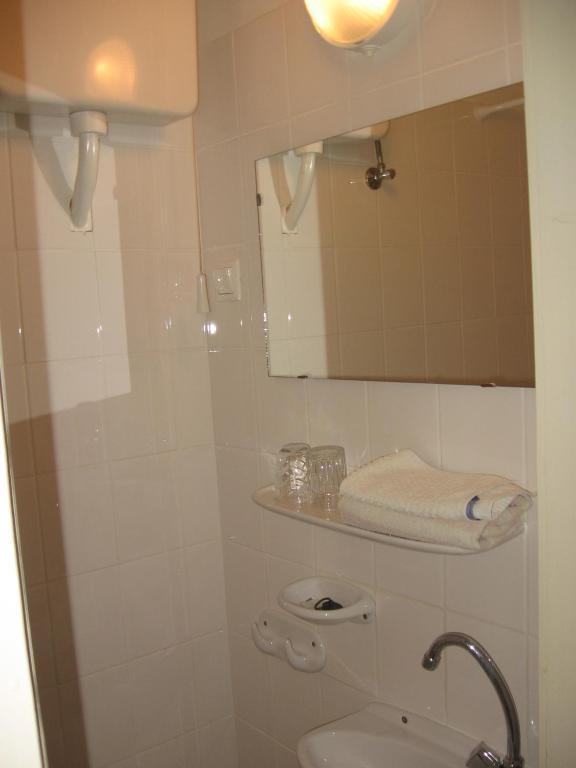 Mater Salvatoris House Hotel Godollo Room photo