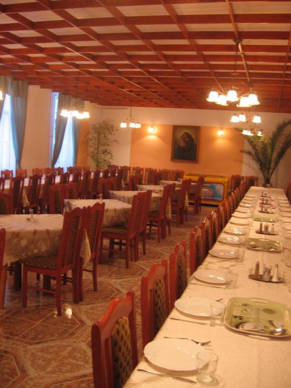 Mater Salvatoris House Hotel Godollo Exterior photo